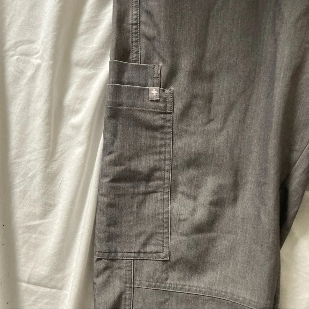 Figs men’s axim